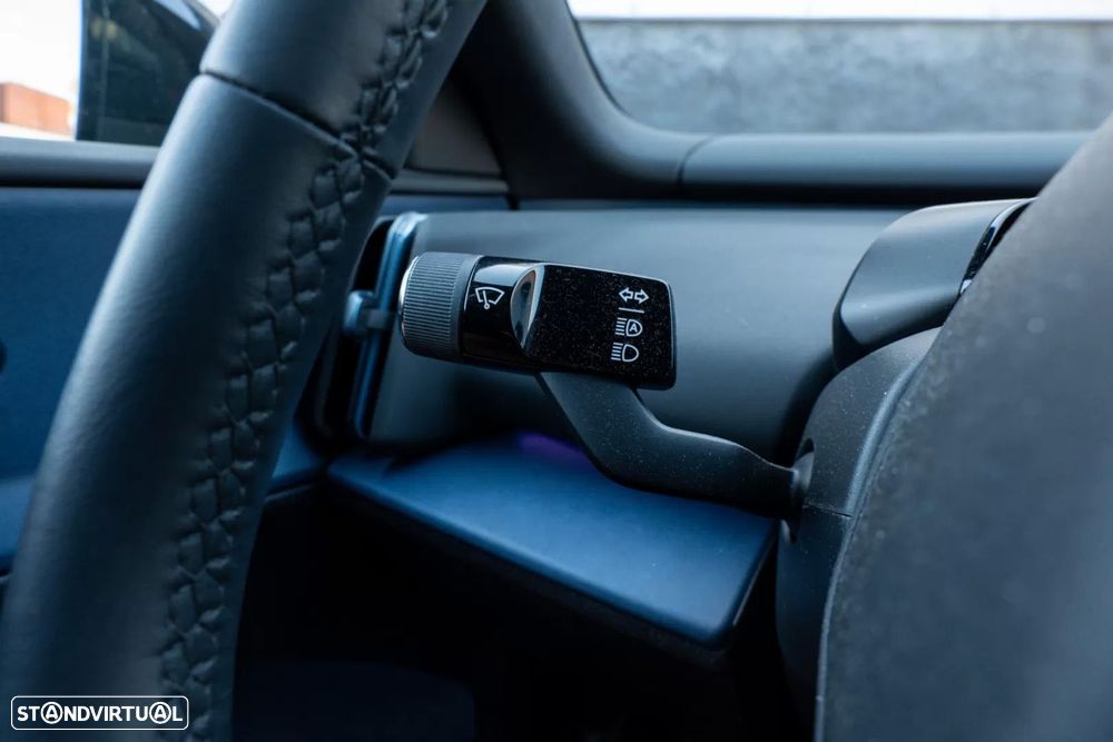 Volvo EX30 69 kWh Single Motor Extended Range Ultra - 17