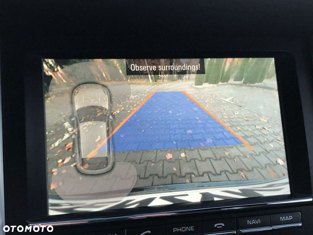 Porsche Macan - 23