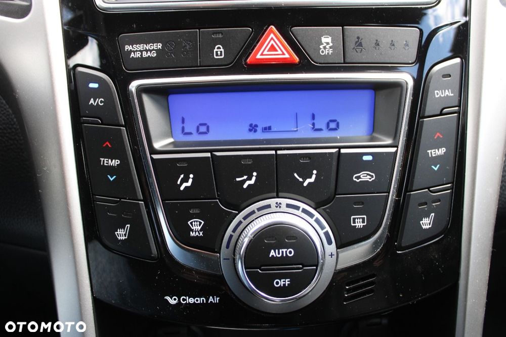 Hyundai i30 - 32
