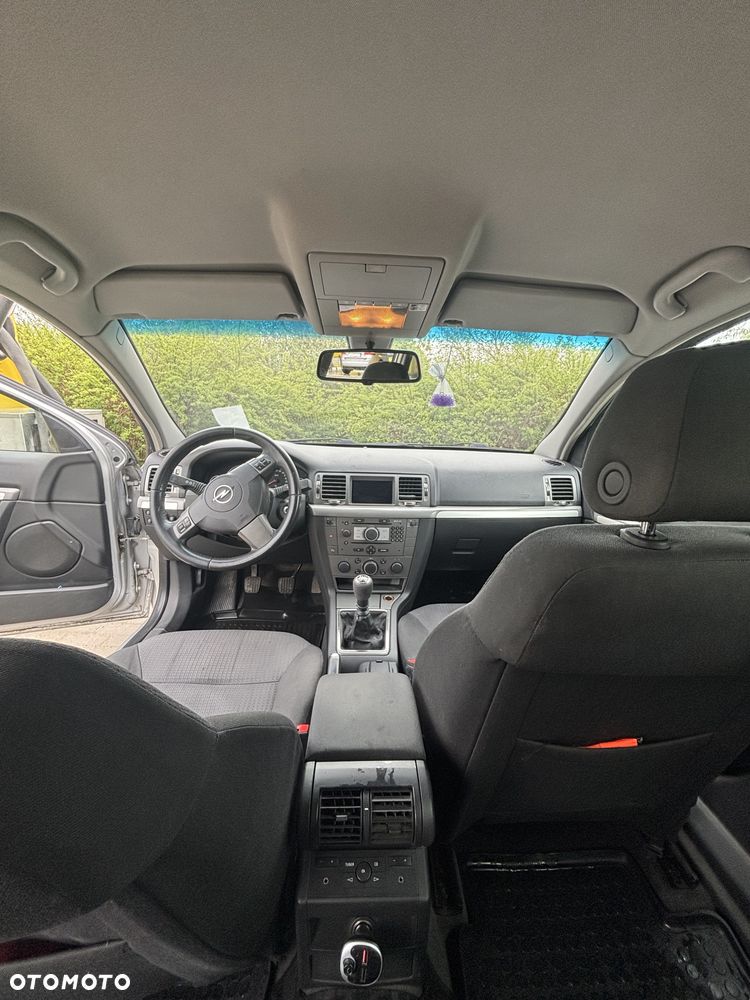 Opel Vectra - 8