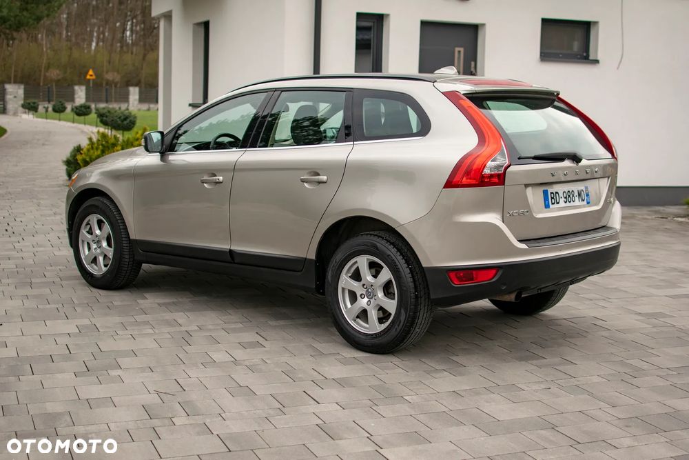 Volvo XC 60 - 25