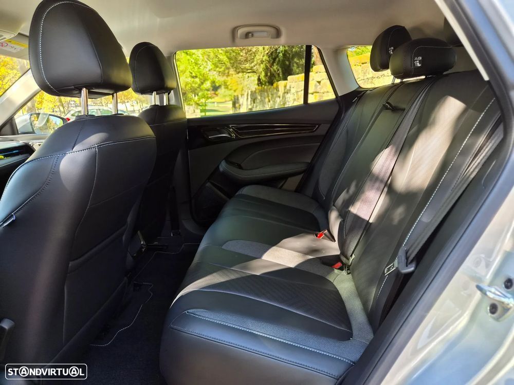 MG MG5 5 Standard Luxury - 23