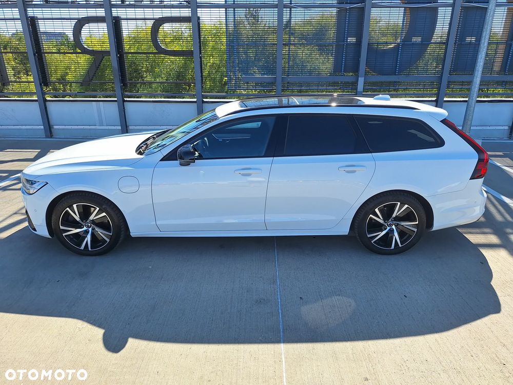 Volvo V90 T8 AWD Plug-In Hybrid R-Design - 6