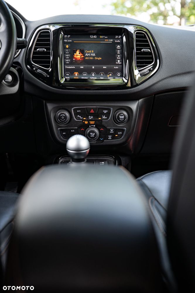 Jeep Compass 1.4 TMair Limited FWD S&S - 21