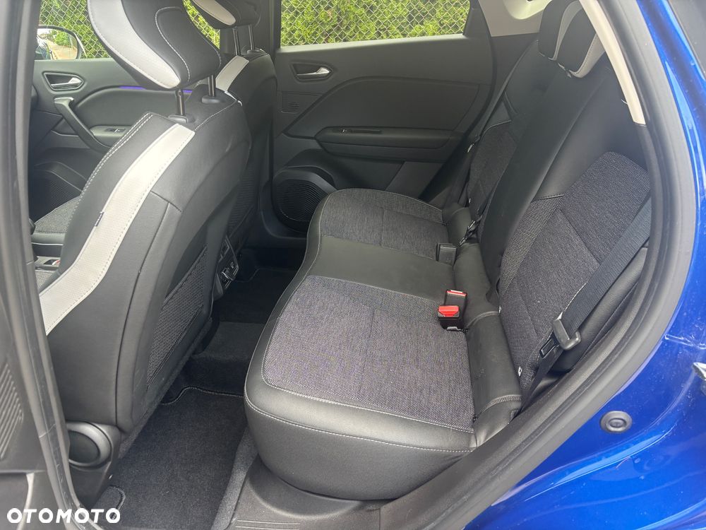 Renault Captur TCe Mild Hybrid 140 GPF R.S LINE (MY22) - 11