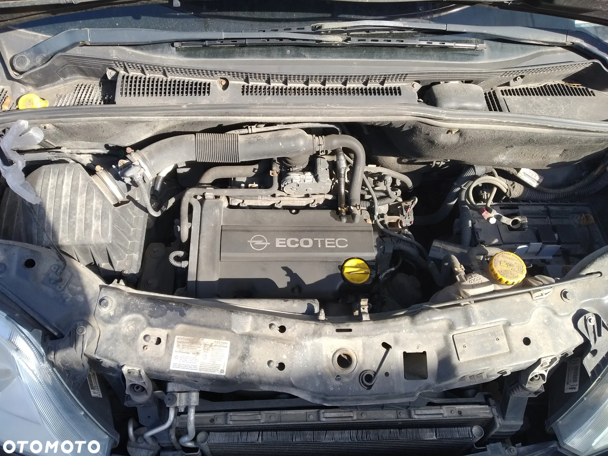 OPEL MERIVA A  02 - 05 1.4 Z14XEP - KLAPKA WLEWU PALIWA Z20R - 30