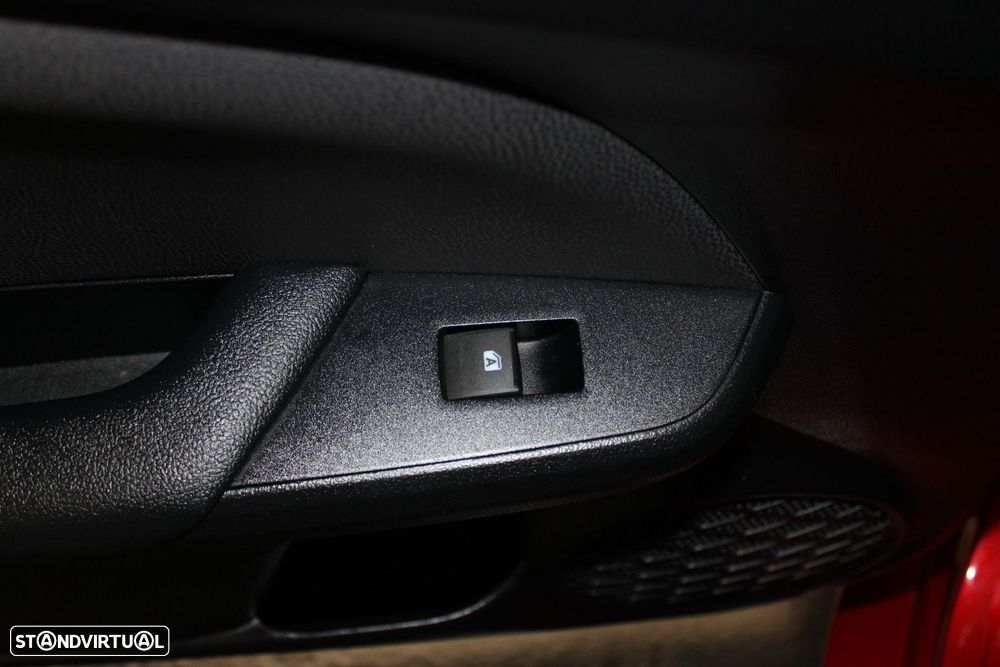 Toyota Prius 1.8 Luxury Pele - 24