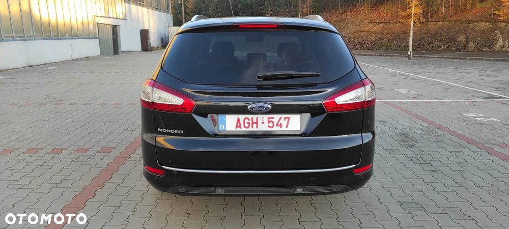 Ford Mondeo 2.0 TDCi Ghia - 11