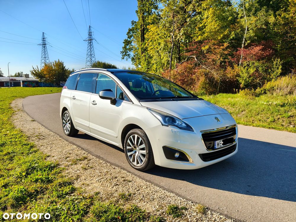 Peugeot 5008 - 1