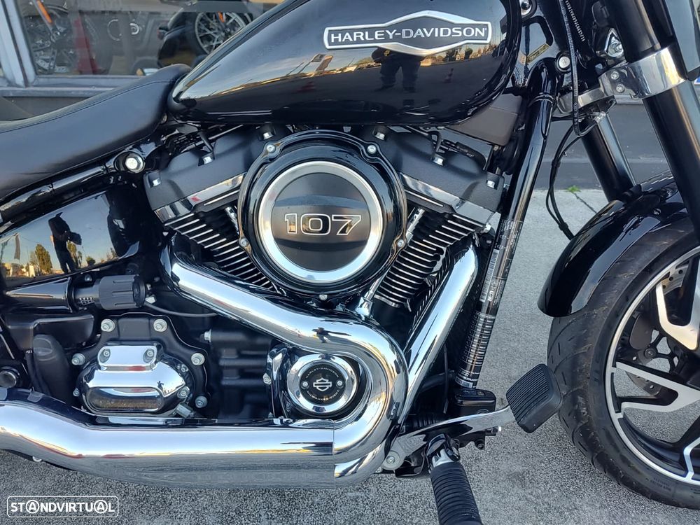 Harley-Davidson Softail Sport Glide - 21