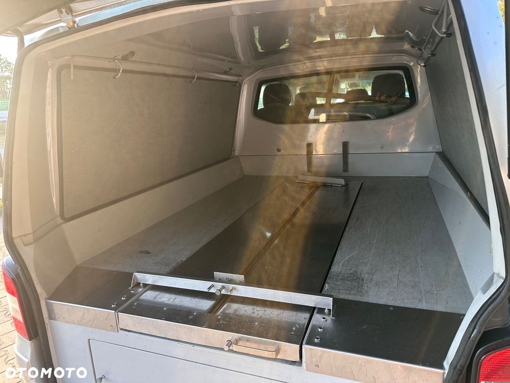 Volkswagen Transporter - 14