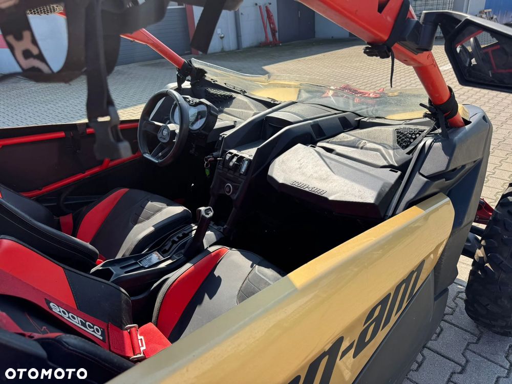 Can-Am Maverick - 10