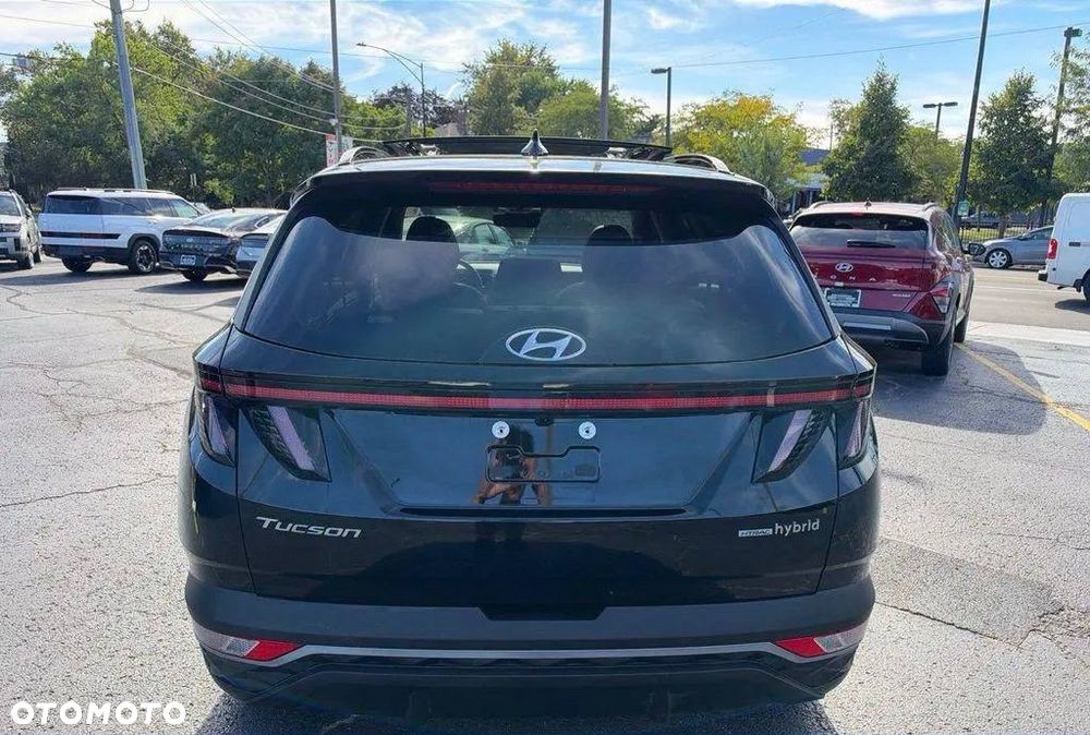 Hyundai Tucson - 8