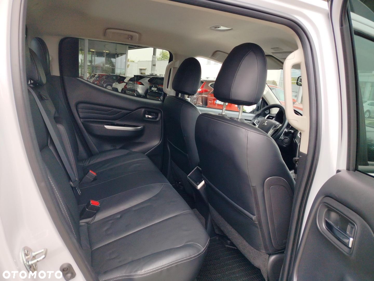 Mitsubishi L200 - 11