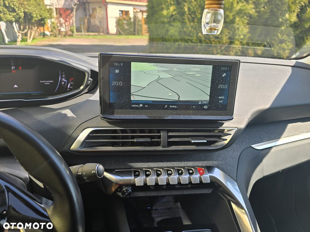 Peugeot 3008 1.2 PureTech Allure Pack S&S EAT8 - 4
