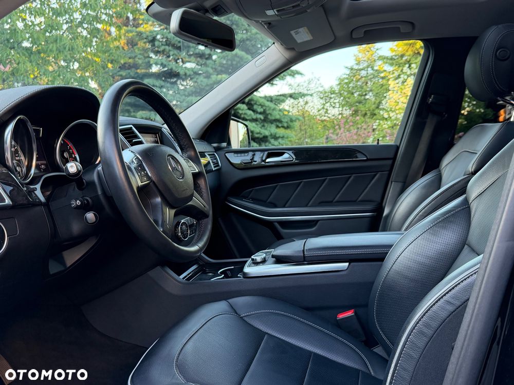 Mercedes-Benz GL 500 4Matic (BlueEFFICIENCY) 7G-TRONIC - 10
