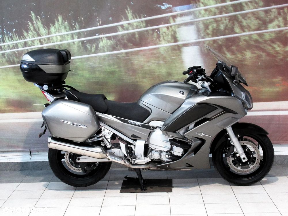 Yamaha FJR - 6