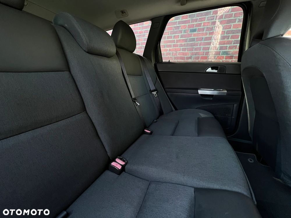 Volvo V50 2.4 - 17