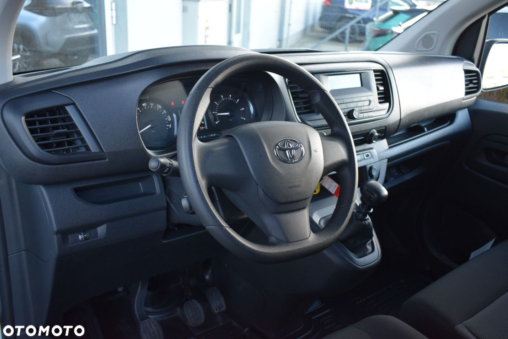 Toyota PROACE - 11