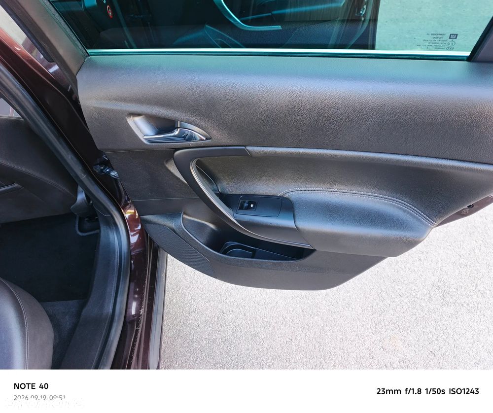 Opel Insignia 1.8 Executive - 29
