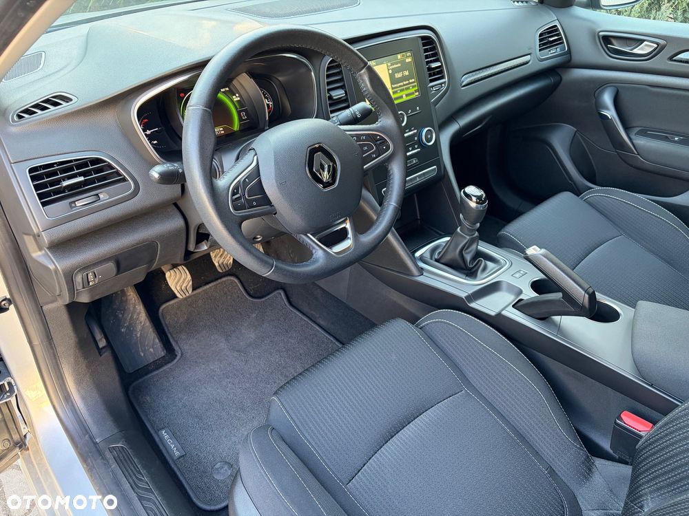 Renault Megane ENERGY TCe 130 EXPERIENCE - 13