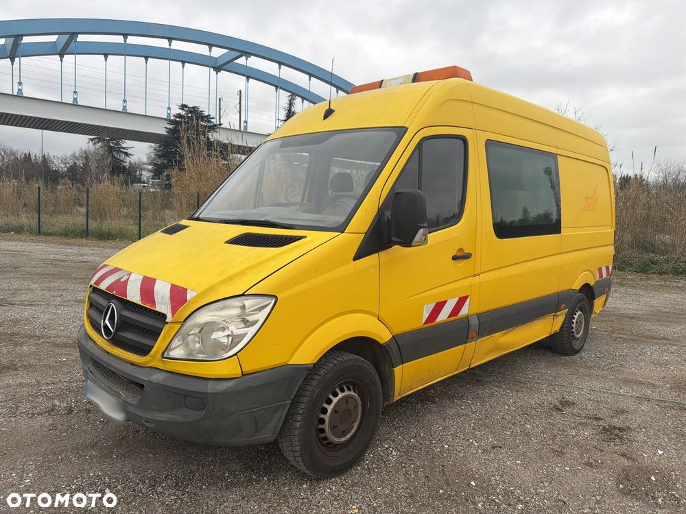 Mercedes-Benz Sprinter - 4