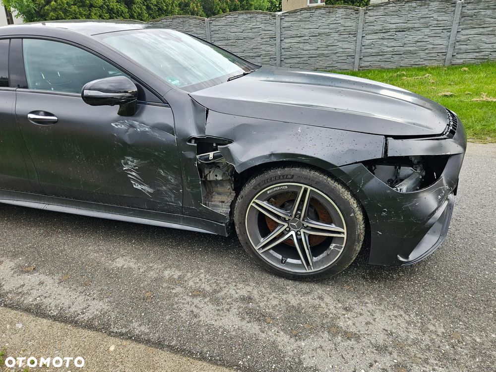 Mercedes-Benz AMG GT 53 4-Matic+ - 10