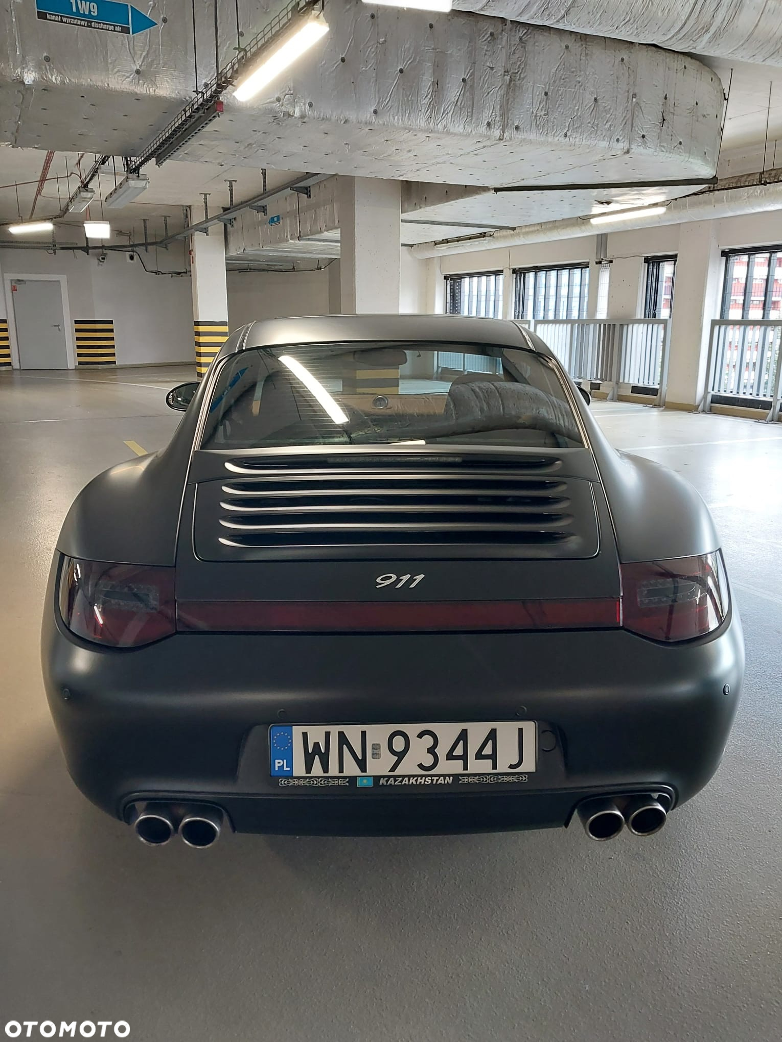 Porsche 911 - 4
