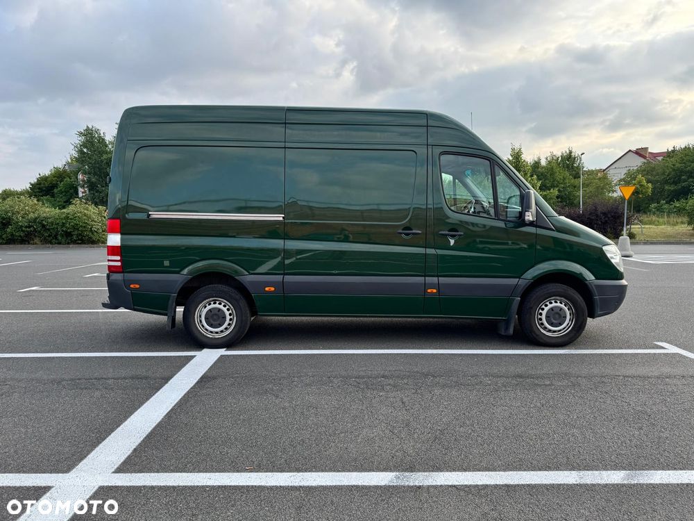 Mercedes-Benz Sprinter - 26