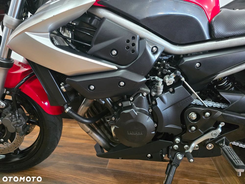 Yamaha XJ - 25