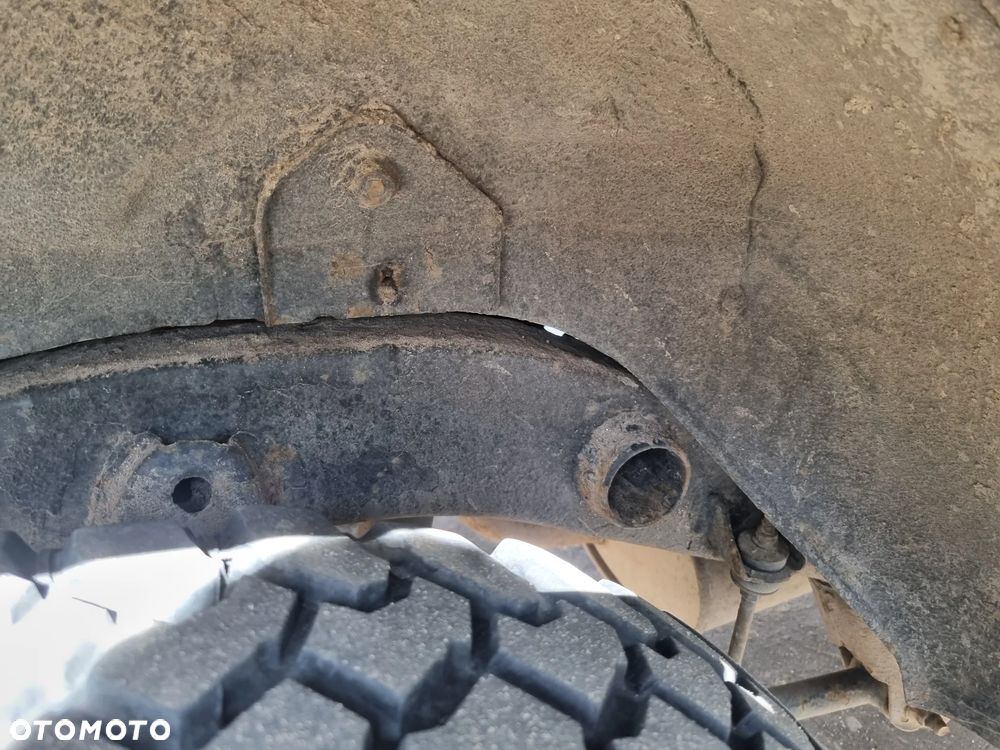 Toyota Land Cruiser - 26