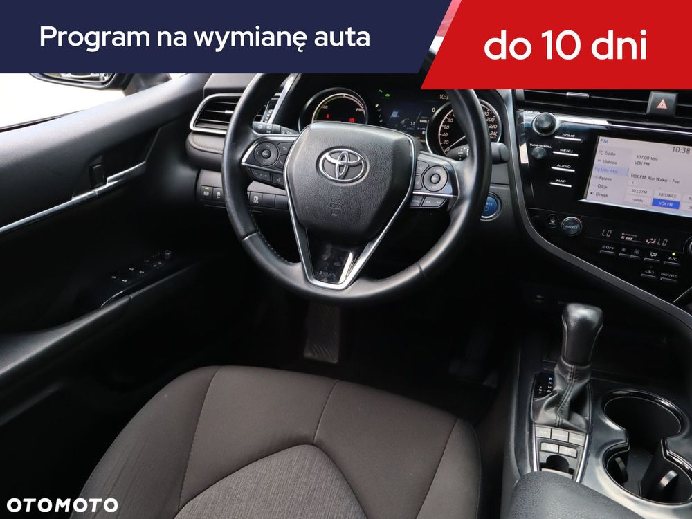 Toyota Camry - 9