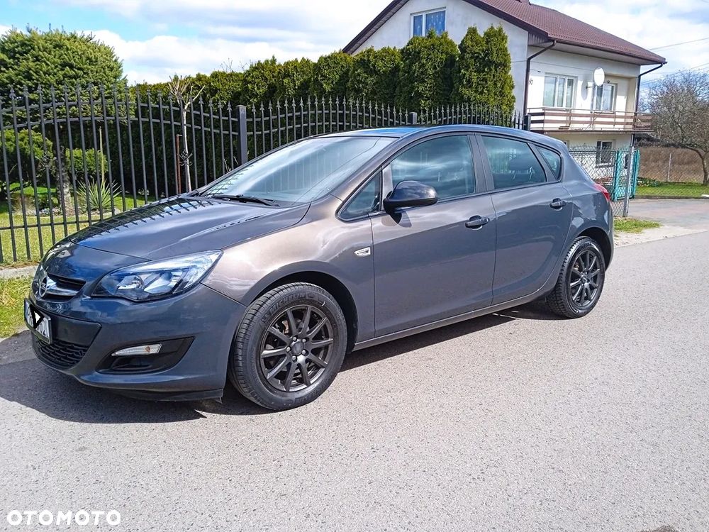 Opel Astra 1.4 T Enjoy - 2