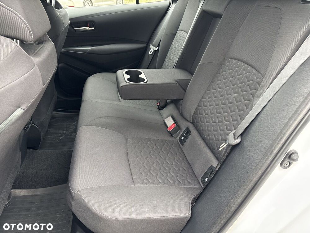 Toyota Corolla - 9