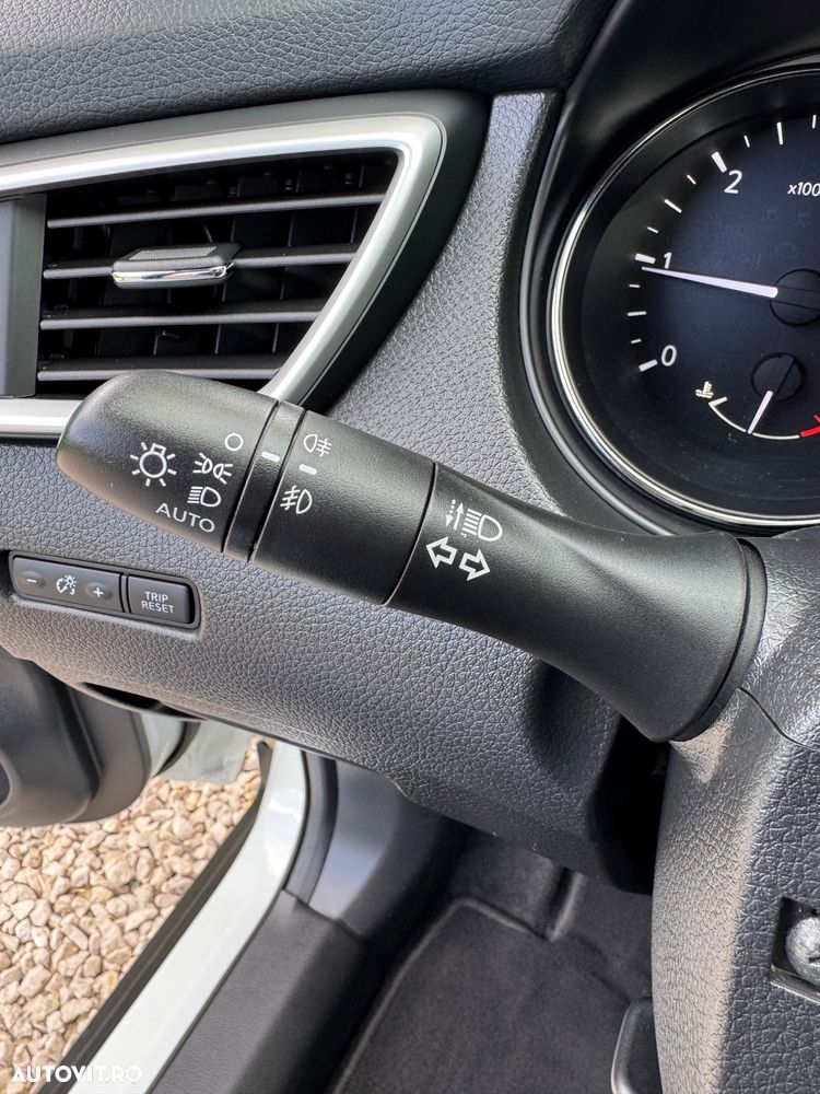Nissan X-Trail 1.6 dCi Tekna - 21