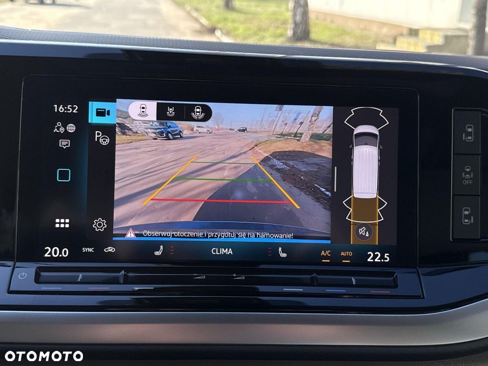 Volkswagen Multivan - 32