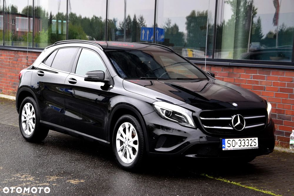 Mercedes-Benz GLA 180 - 5