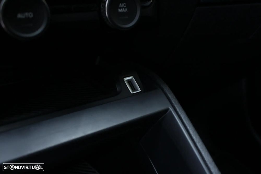 Citroën C4 1.2 PureTech Feel Pack - 27