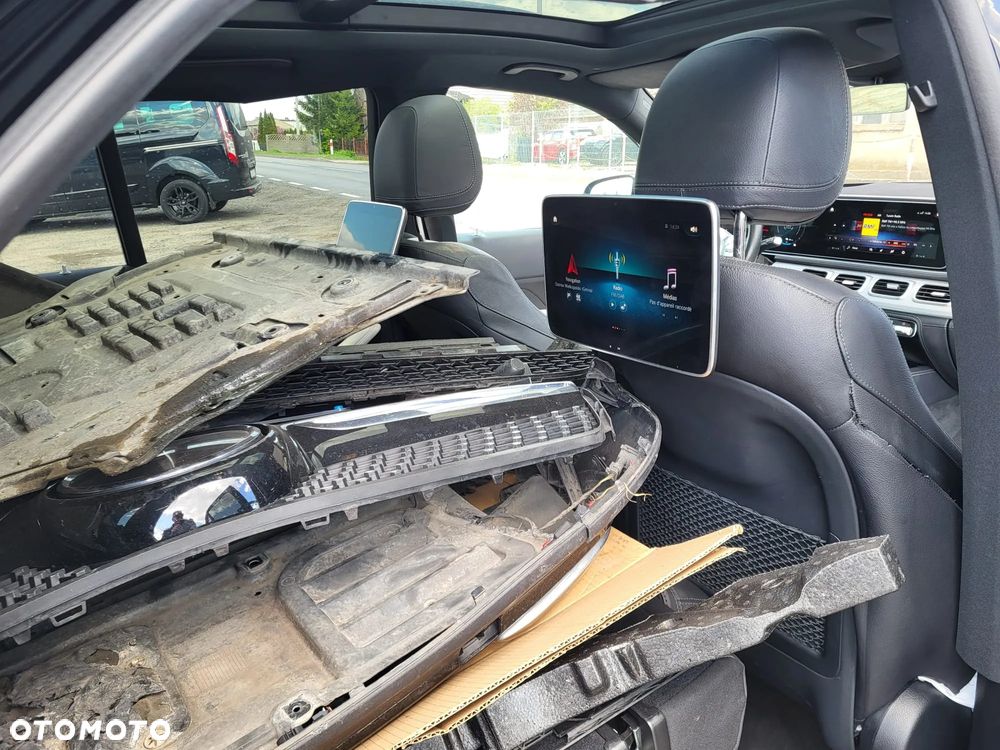 Mercedes-Benz GLE 350 de 4-Matic Advanced Plus - 29