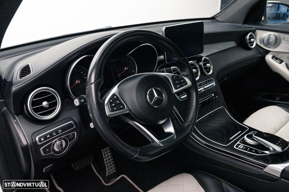 Mercedes-Benz GLC 350 e 4Matic 7G-TRONIC AMG Line - 24