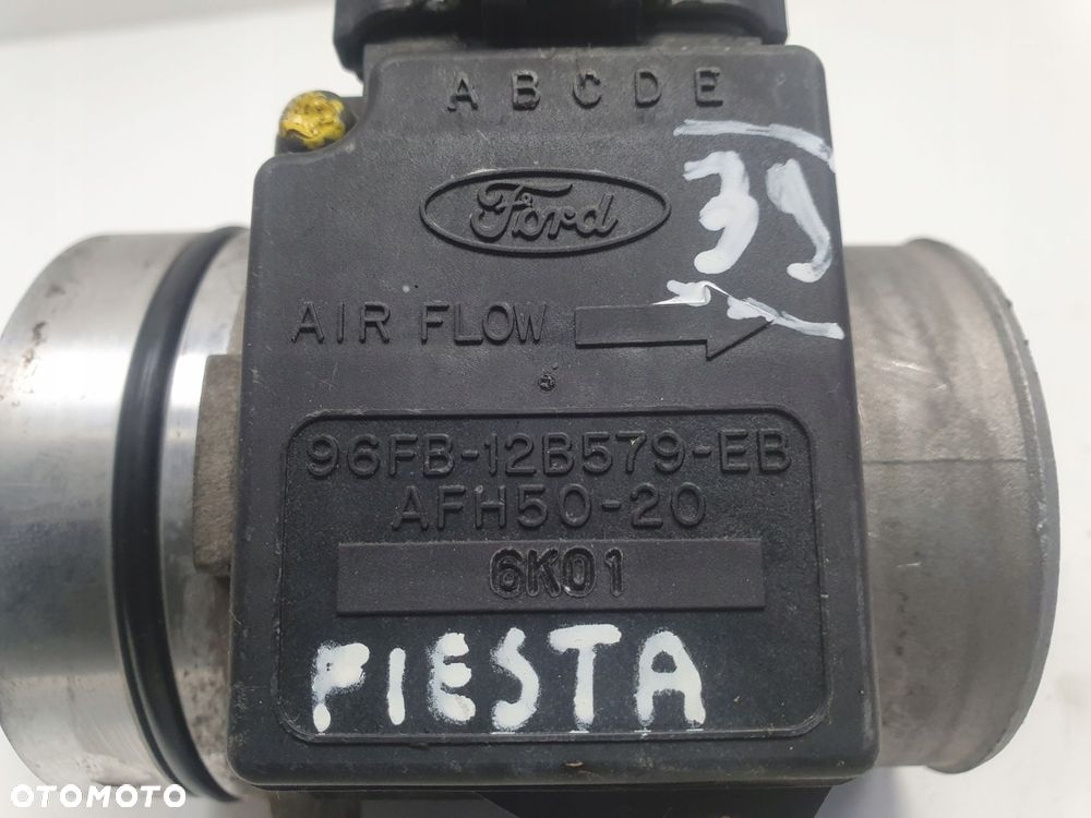 PRZEPŁYWOMIERZ POWIETRZA Ford Fiesta IV MK4 1.3 i _ 96FB-12B579-EB - 2