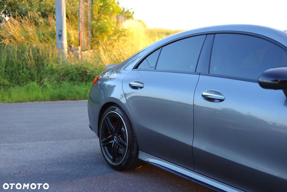 Mercedes-Benz CLA AMG 45 4-Matic 8G-DCT - 17