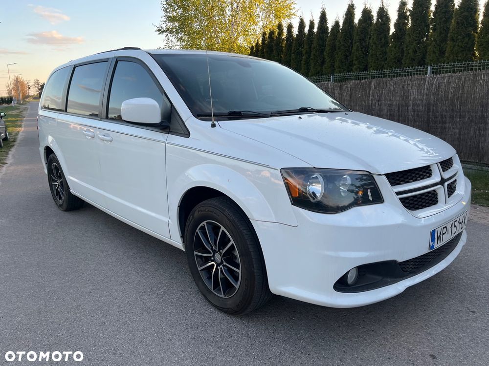 Dodge Grand Caravan - 7