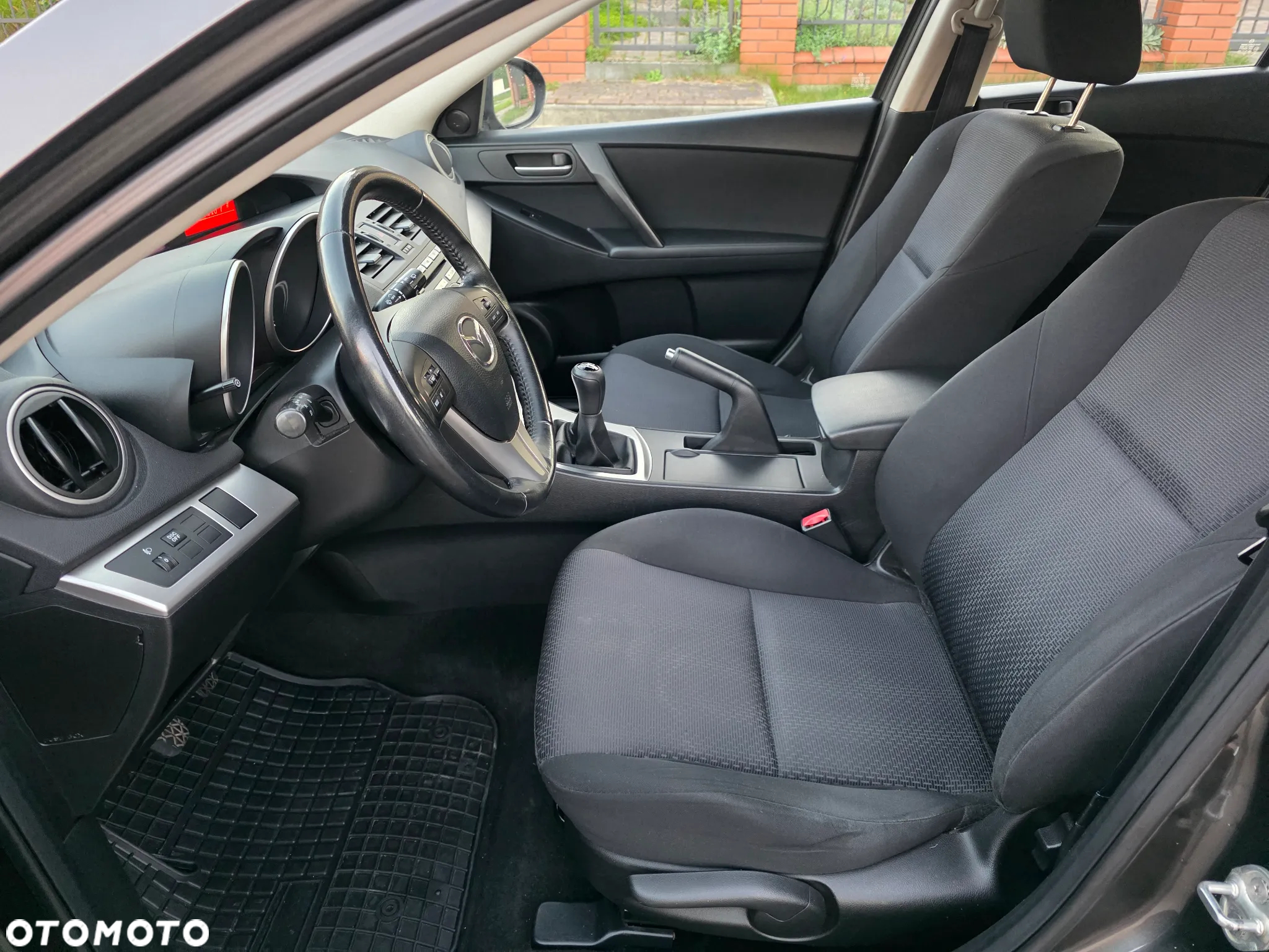 Mazda 3 1.6 Exclusive - 12