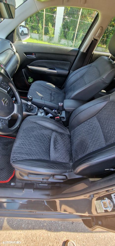 Suzuki Vitara 1.4 Boosterjet AllGrip MHEV Spirit - 6