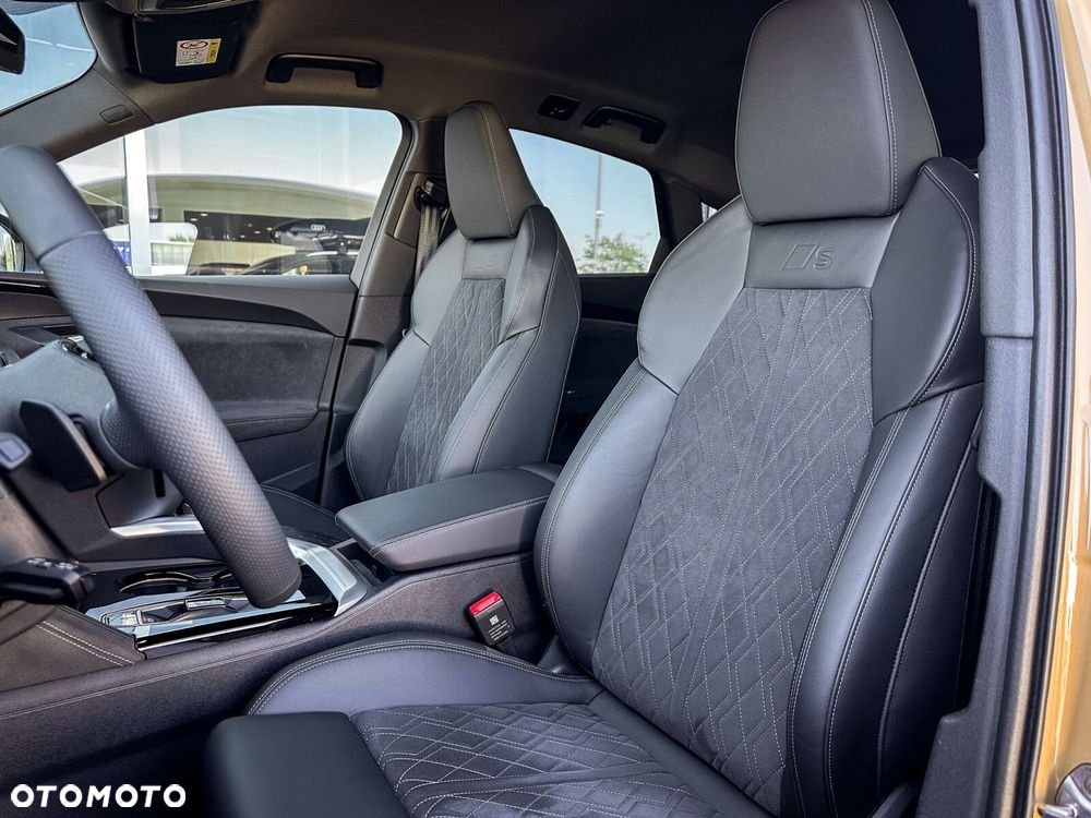 Audi Q5 Sportback - 23