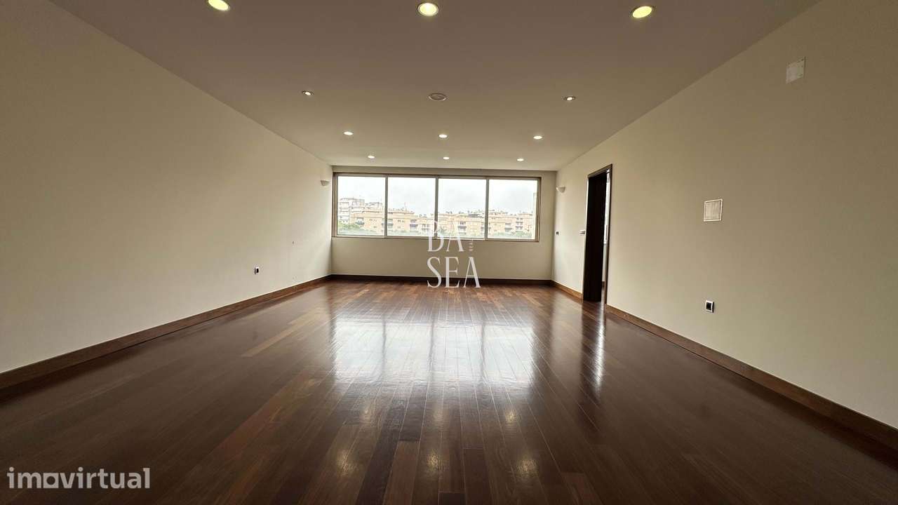 Apartamento T3 com 2 suítes em Lamaçães Braga - Grande imagem: 4/42