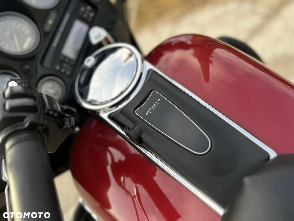 Harley-Davidson FLHTCU Ultra - 29