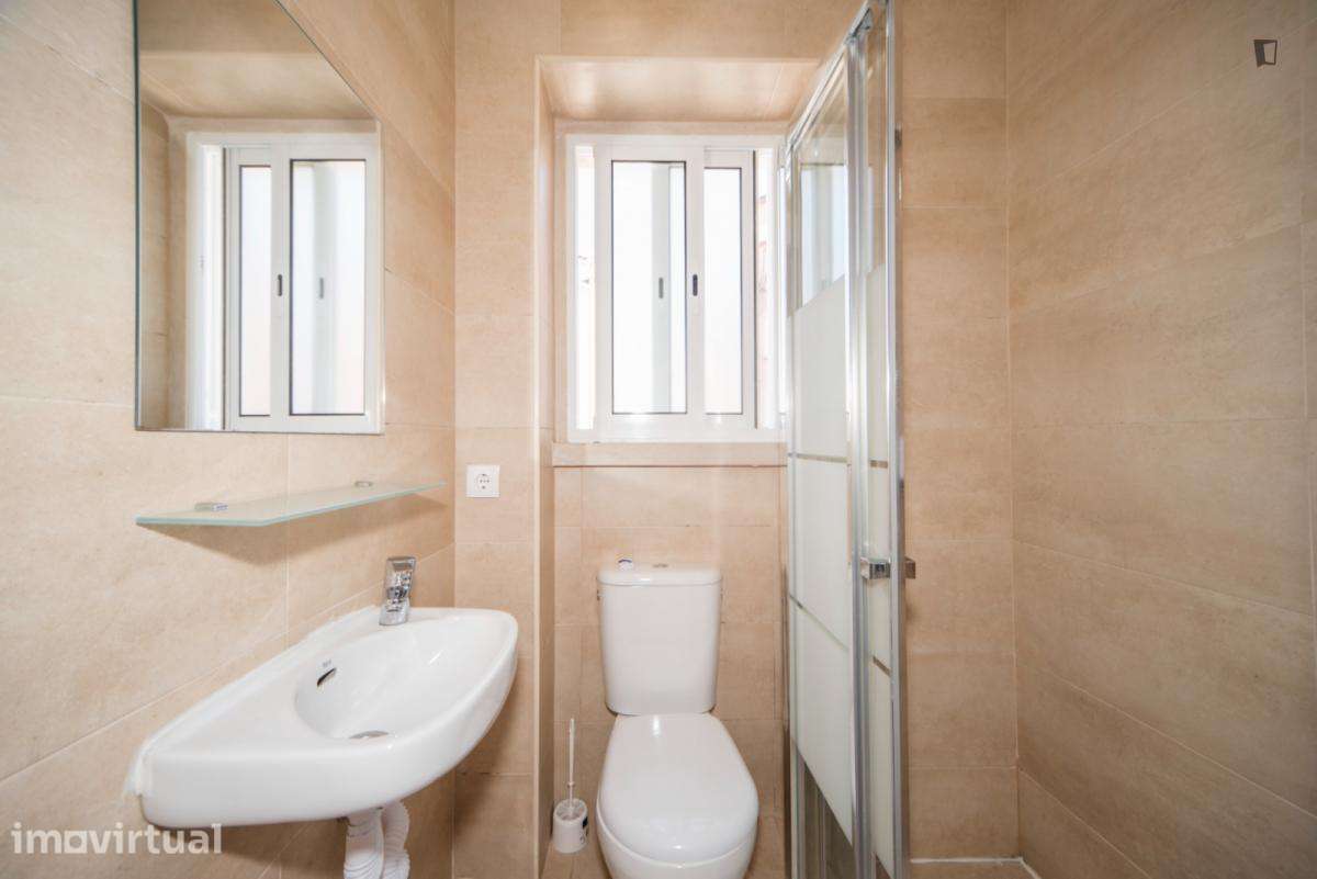 Quarto - localizado em Sete Rios Lisbon - Grande imagem: 5/16