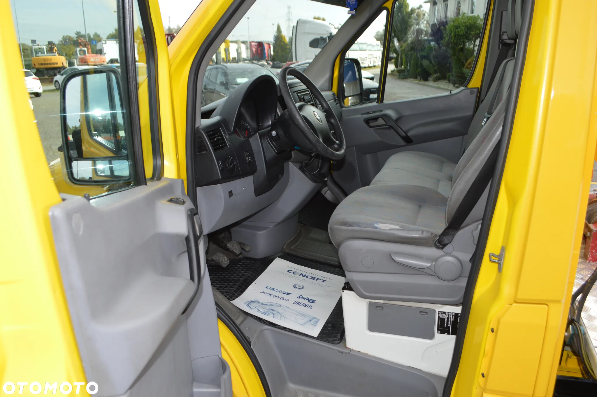 Volkswagen Crafter - 13